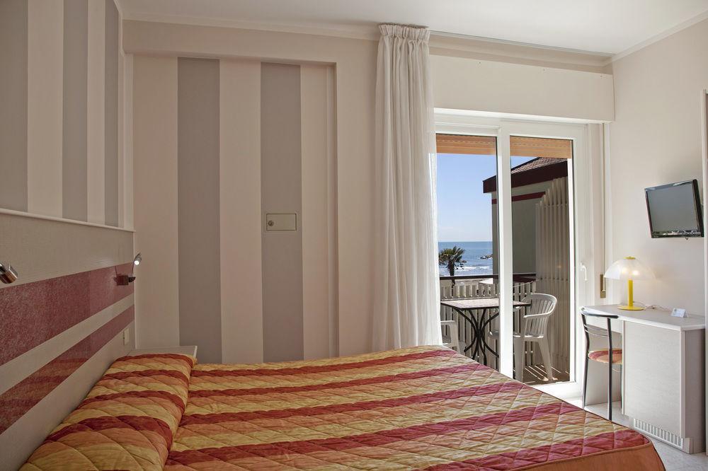 Hotel Righetto Fronte Mare Cavallino-Treporti Exterior photo