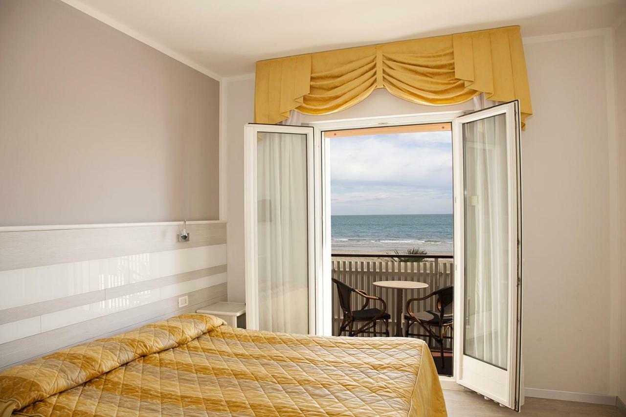 Hotel Righetto Fronte Mare Cavallino-Treporti Exterior photo